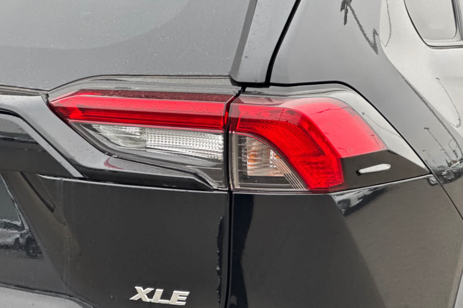 Thumbnail: 2025 Toyota RAV4 - 31