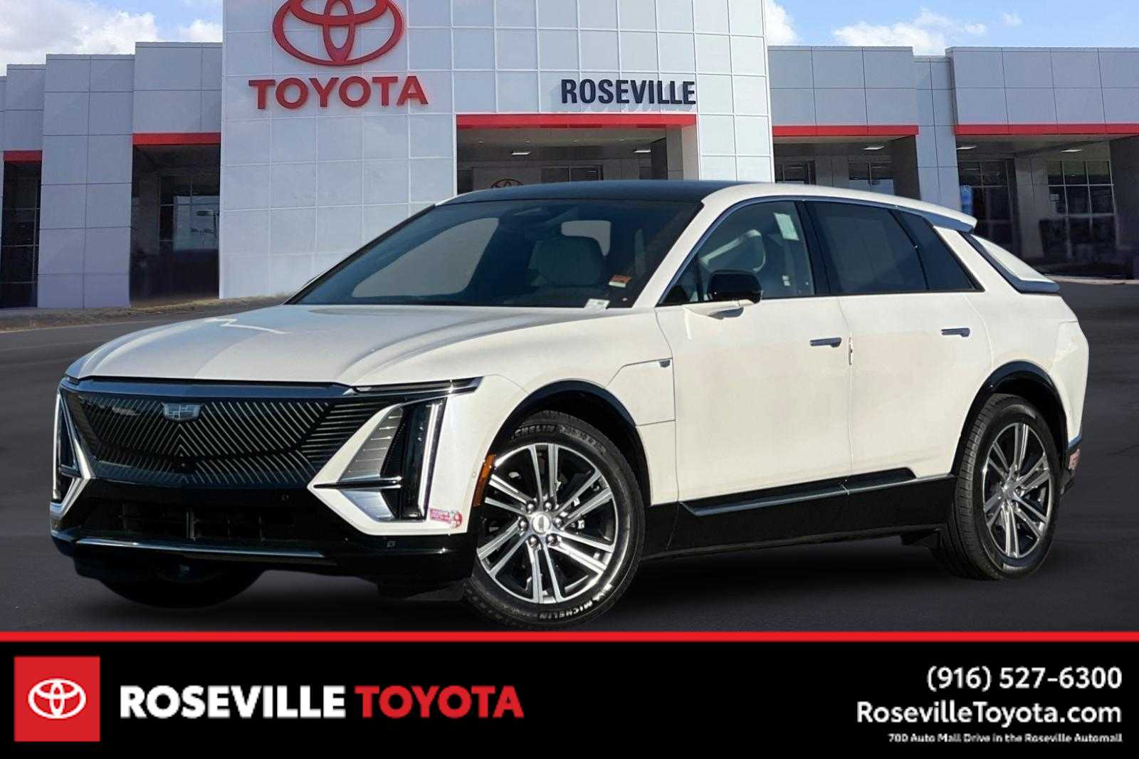 Thumbnail: 2024 Cadillac Lyriq - 1