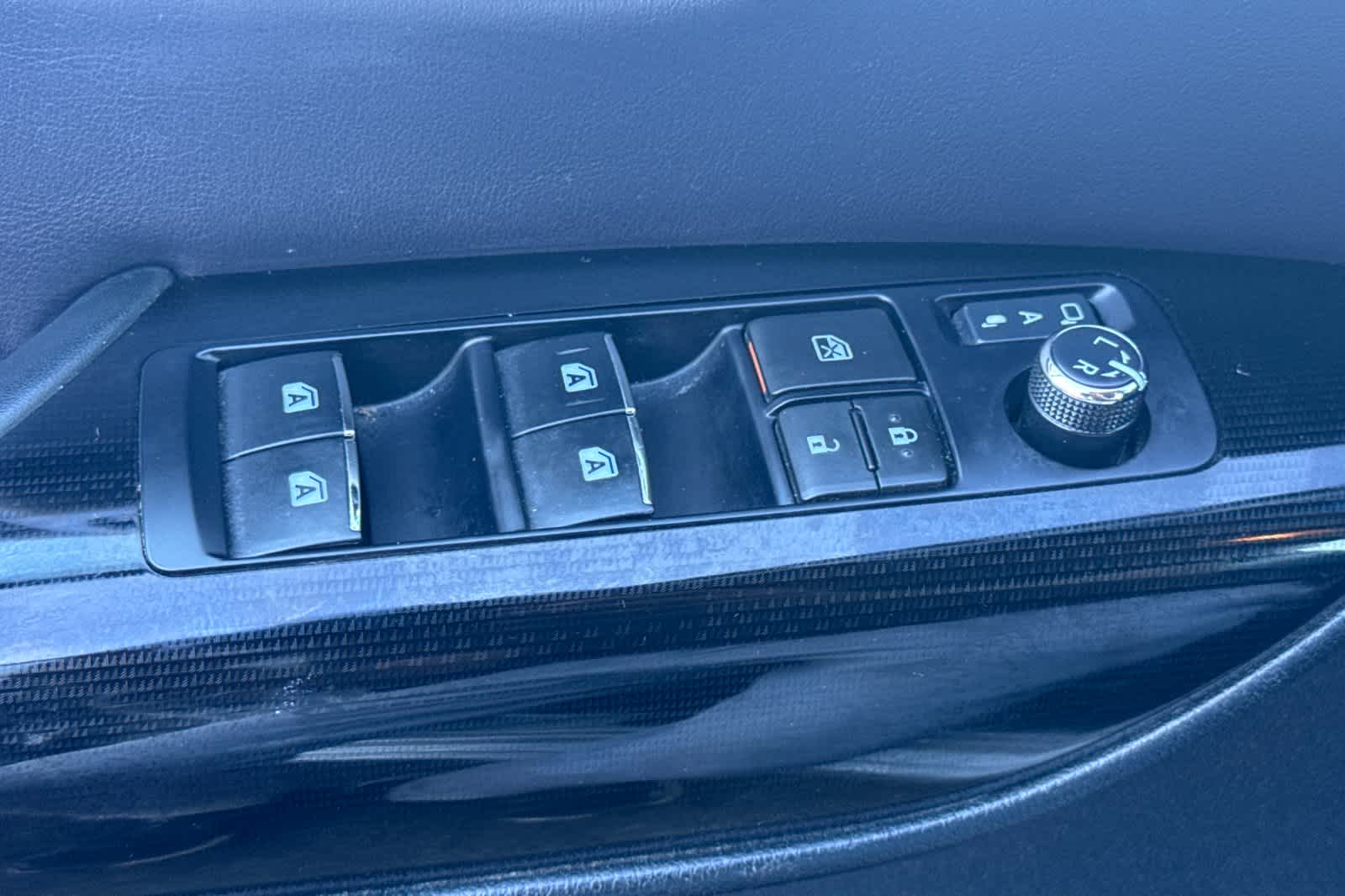 Thumbnail: 2019 Toyota Mirai - 13