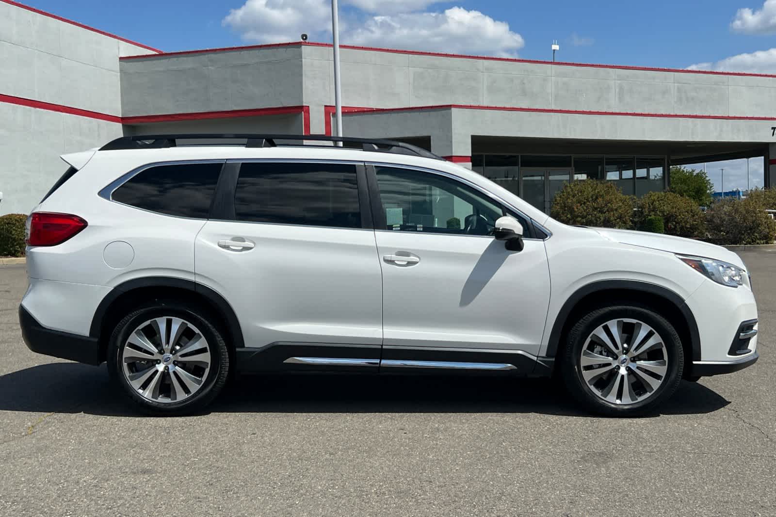 Thumbnail: 2019 Subaru Ascent - 6