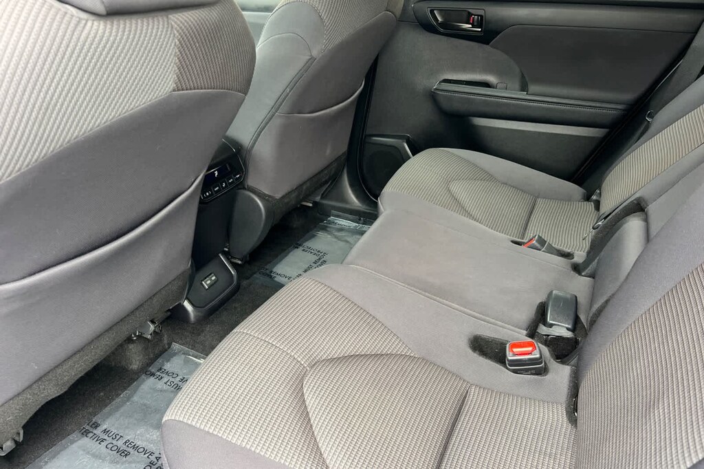 Certified 2024 Toyota Highlander LE SUV