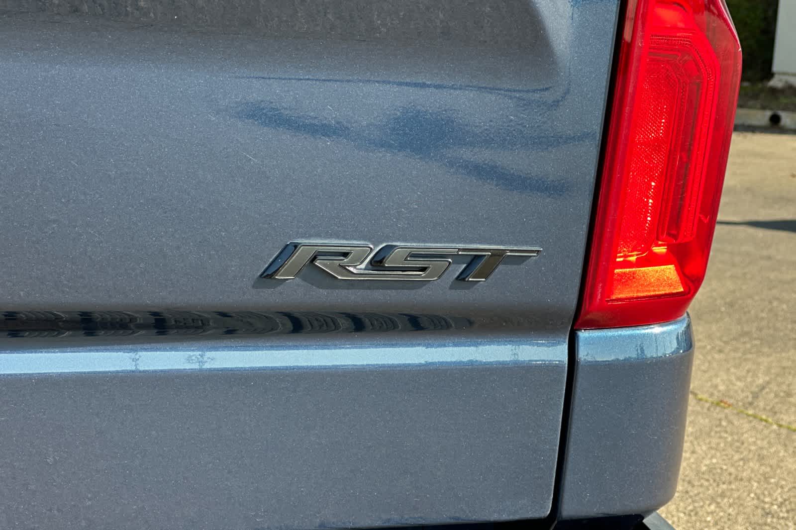 Thumbnail: 2022 Chevrolet Silverado 1500 - 31