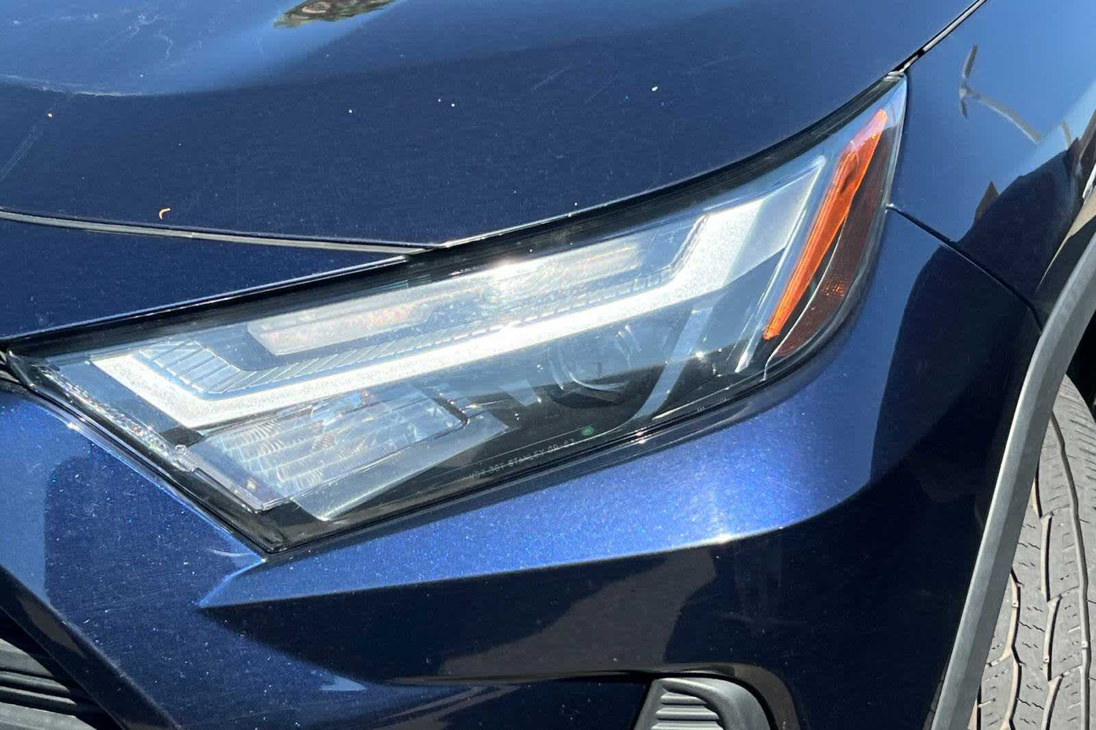 Thumbnail: 2022 Toyota RAV4 - 11