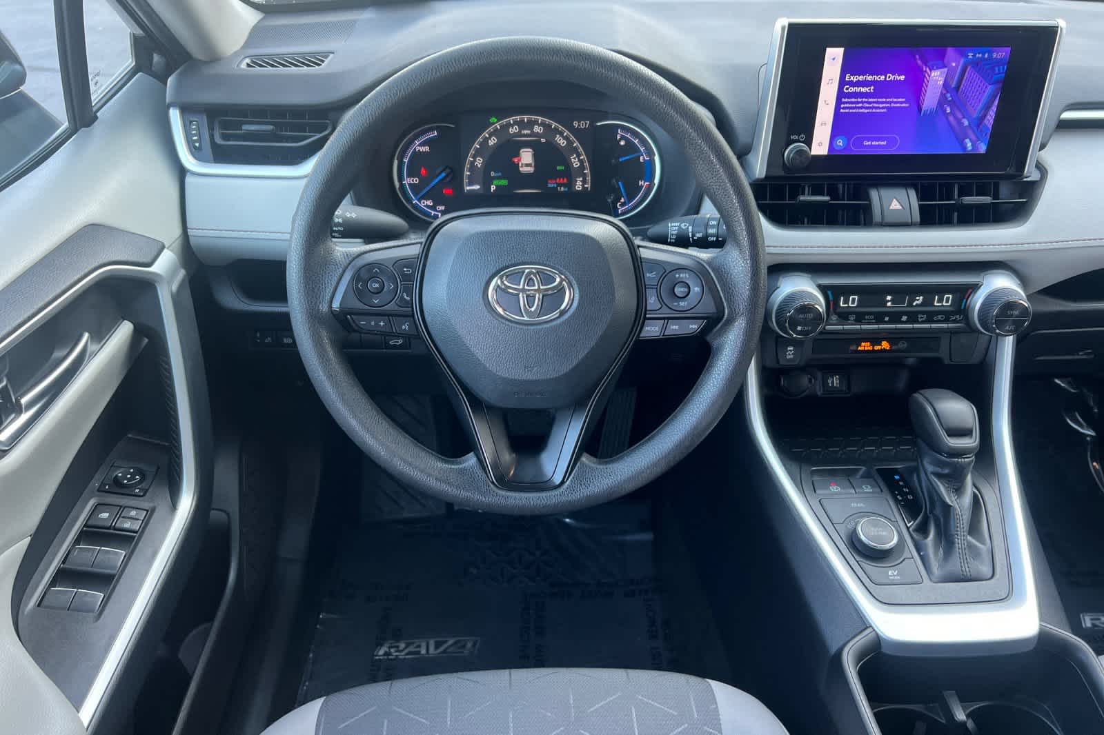 Thumbnail: 2023 Toyota RAV4 - 15