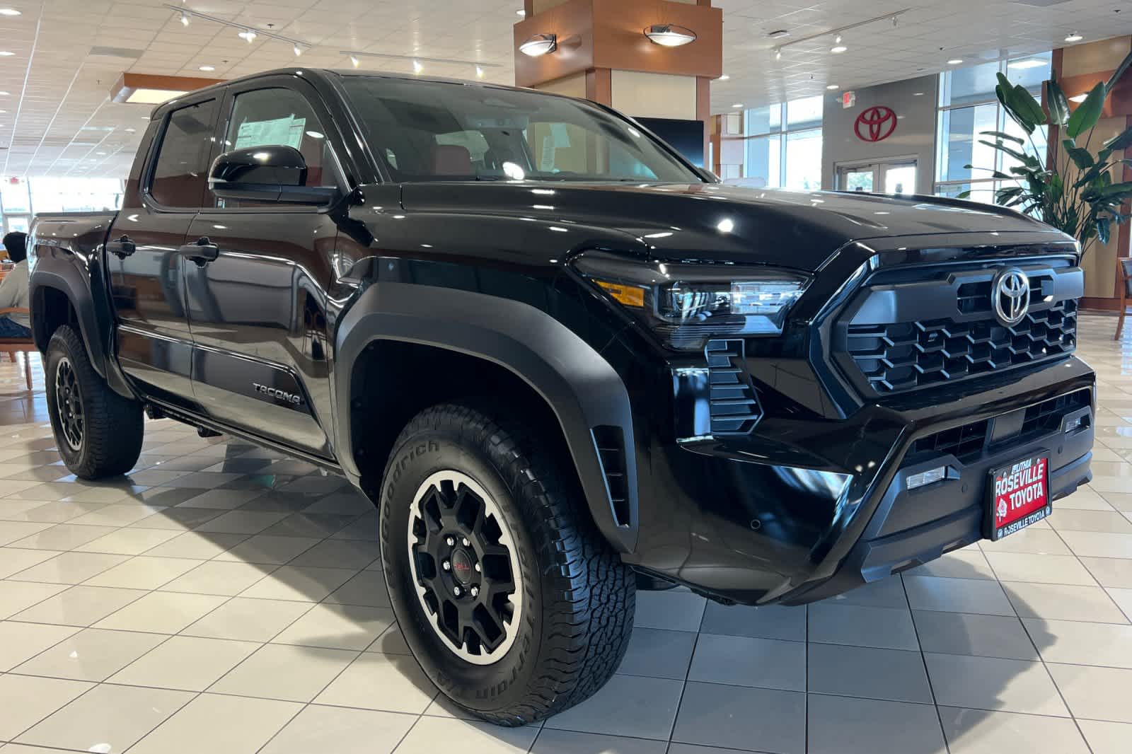 Thumbnail: 2025 Toyota Tacoma - 9