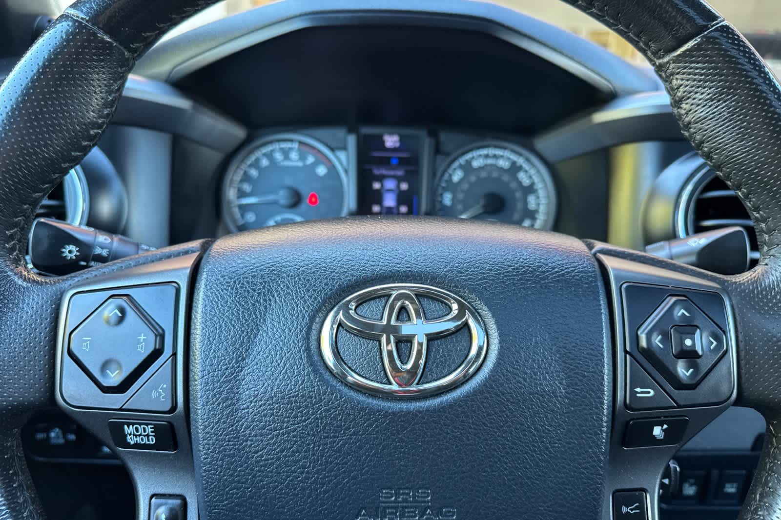 Thumbnail: 2019 Toyota Tacoma - 24