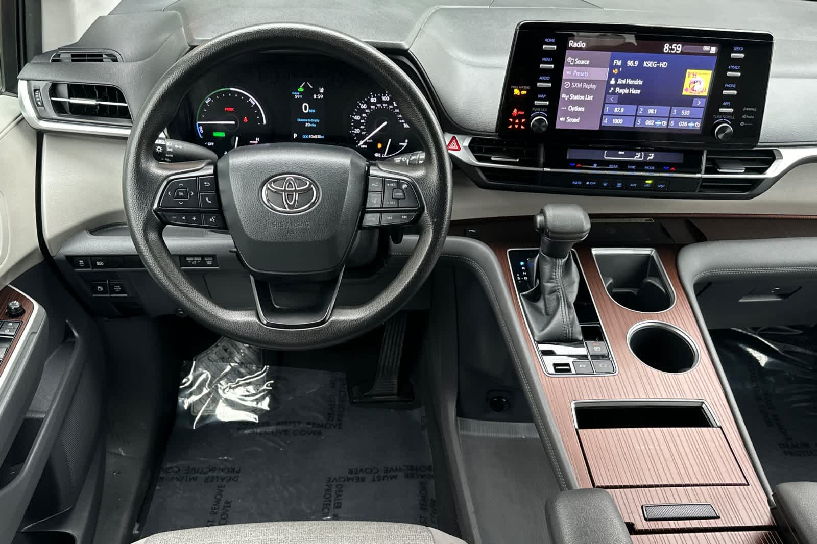 Thumbnail: 2022 Toyota Sienna - 15