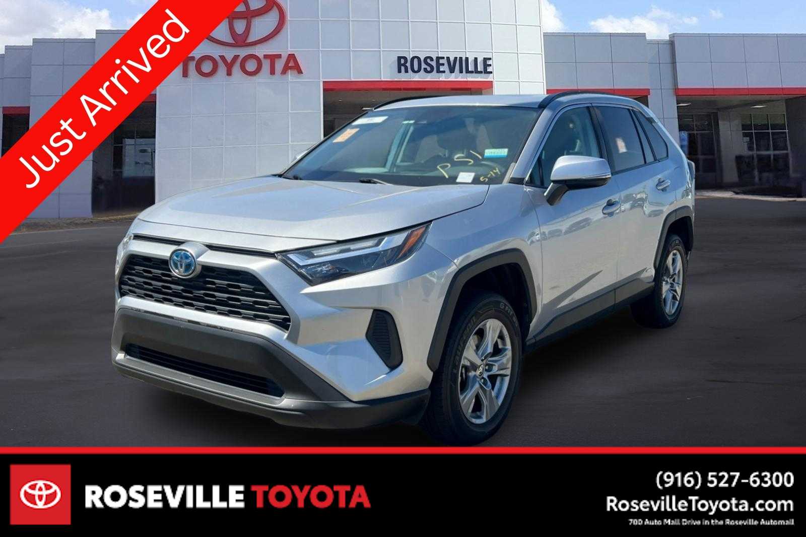 Thumbnail: 2022 Toyota RAV4 - 1