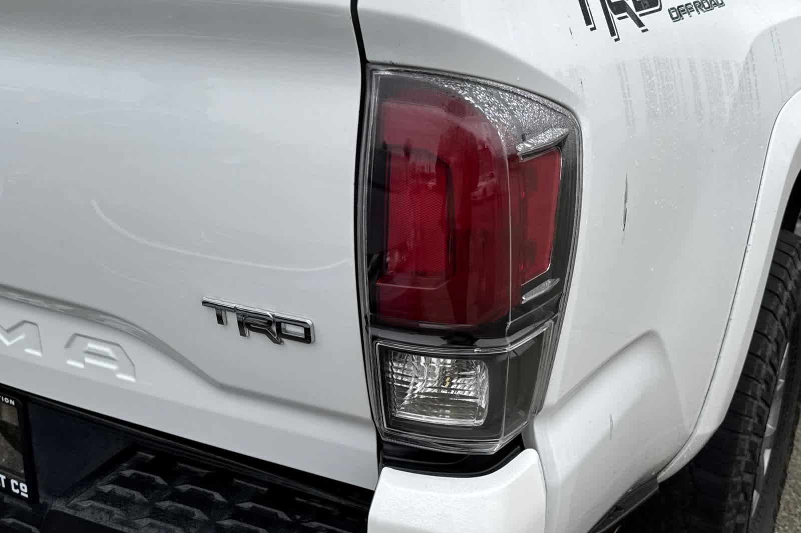 Thumbnail: 2017 Toyota Tacoma - 17