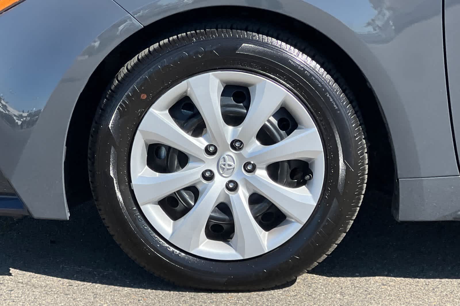 Thumbnail: 2025 Toyota Corolla - 28