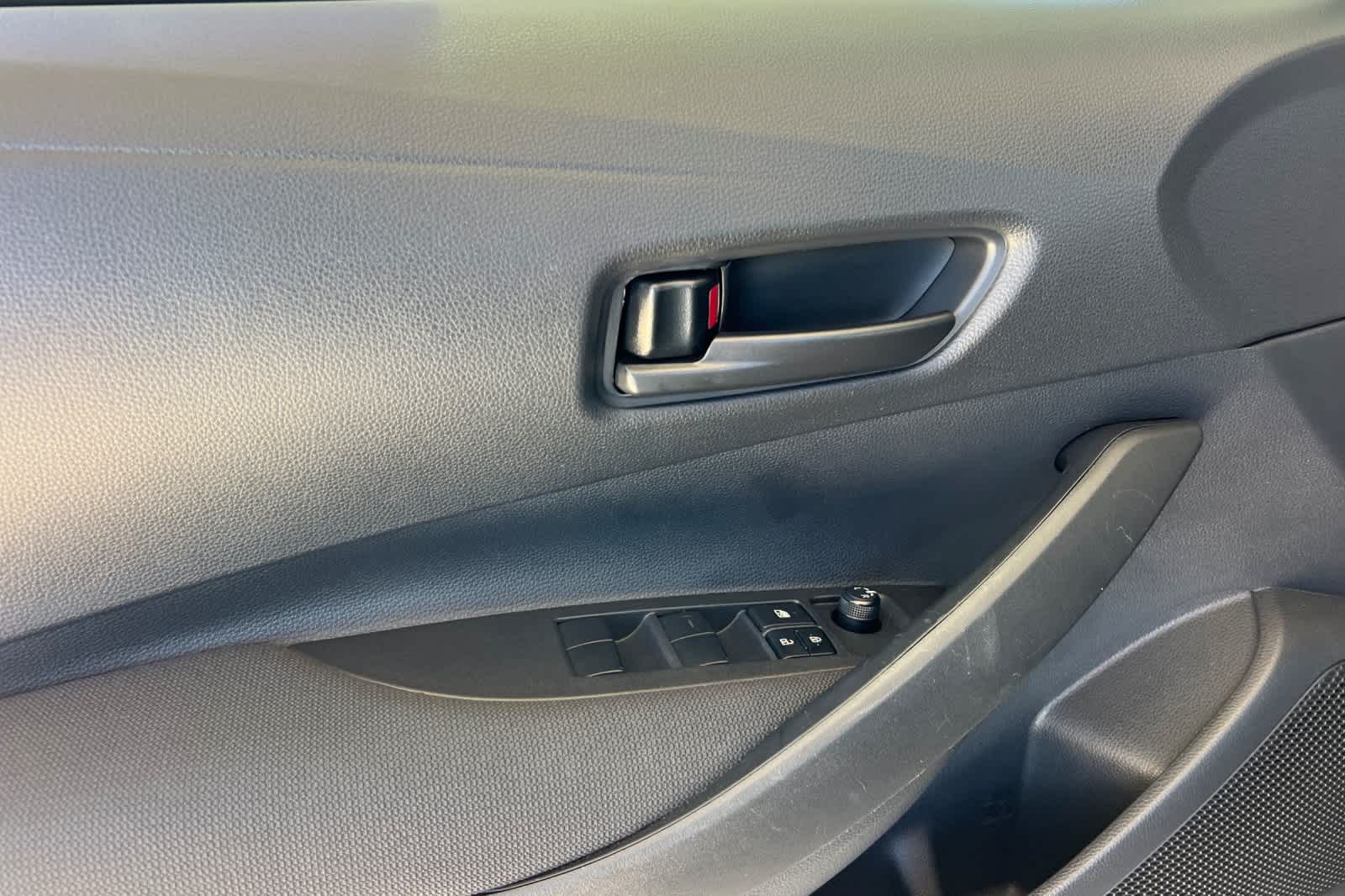 Thumbnail: 2025 Toyota Corolla - 12