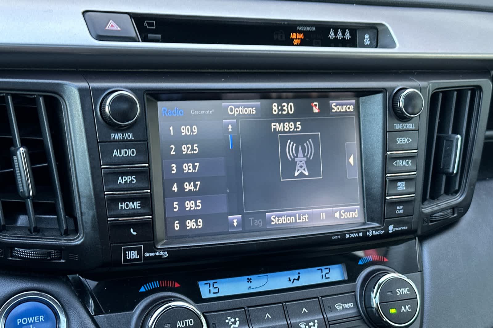 Thumbnail: 2018 Toyota RAV4 - 20