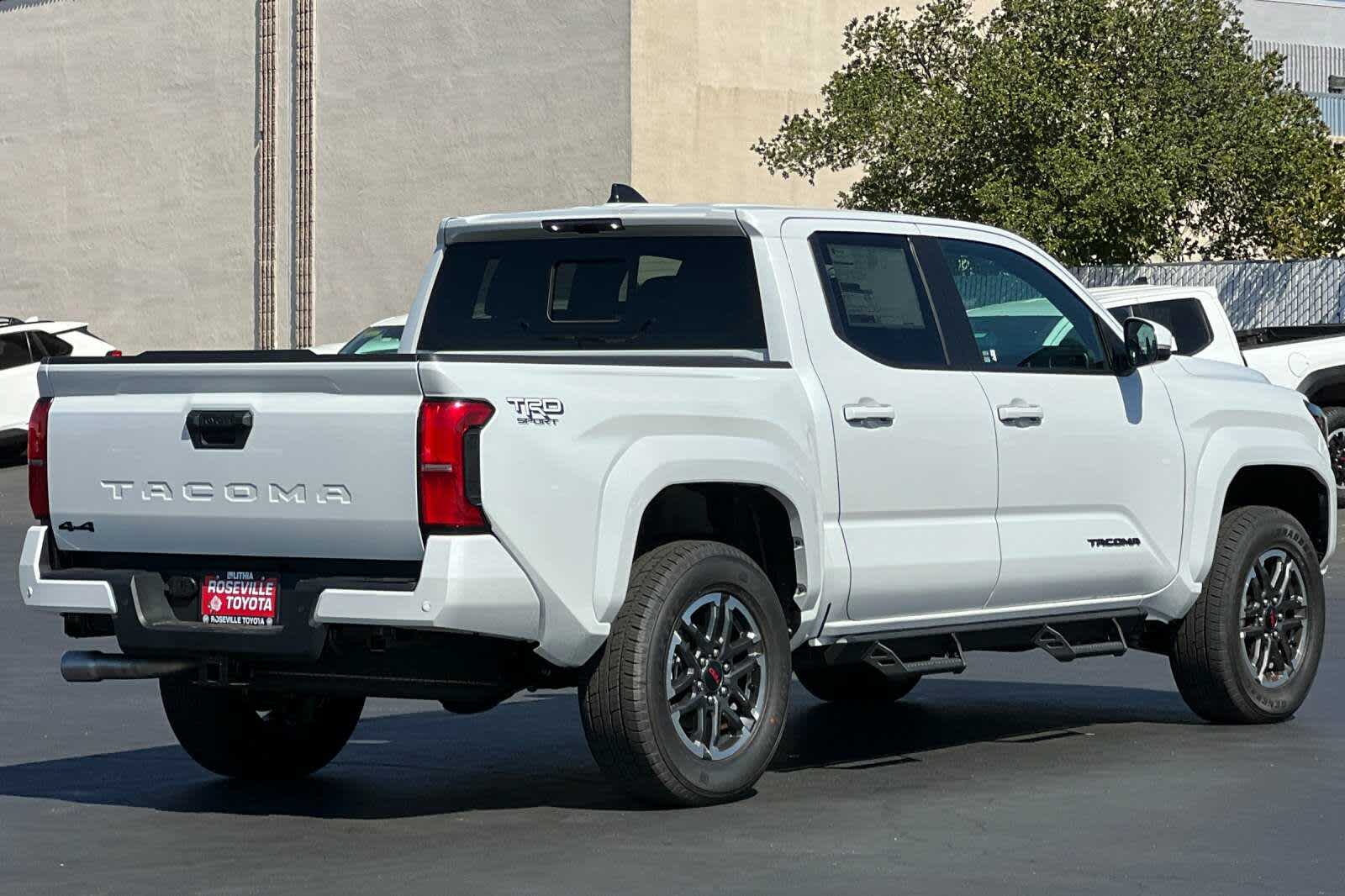 Thumbnail: 2025 Toyota Tacoma - 2