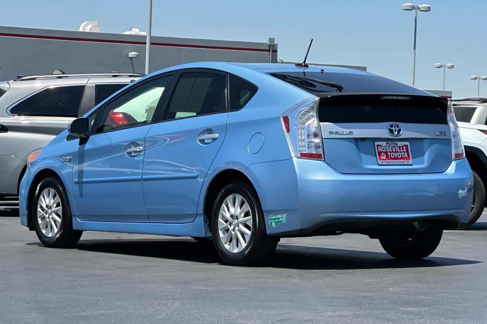Thumbnail: 2012 Toyota Prius - 7