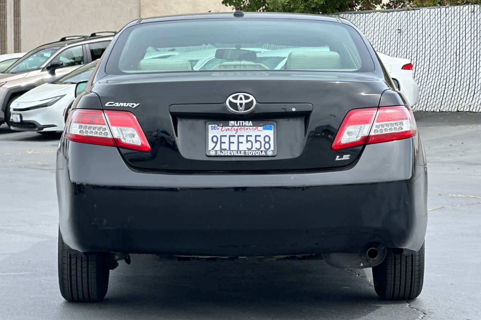 Thumbnail: 2011 Toyota Camry - 8