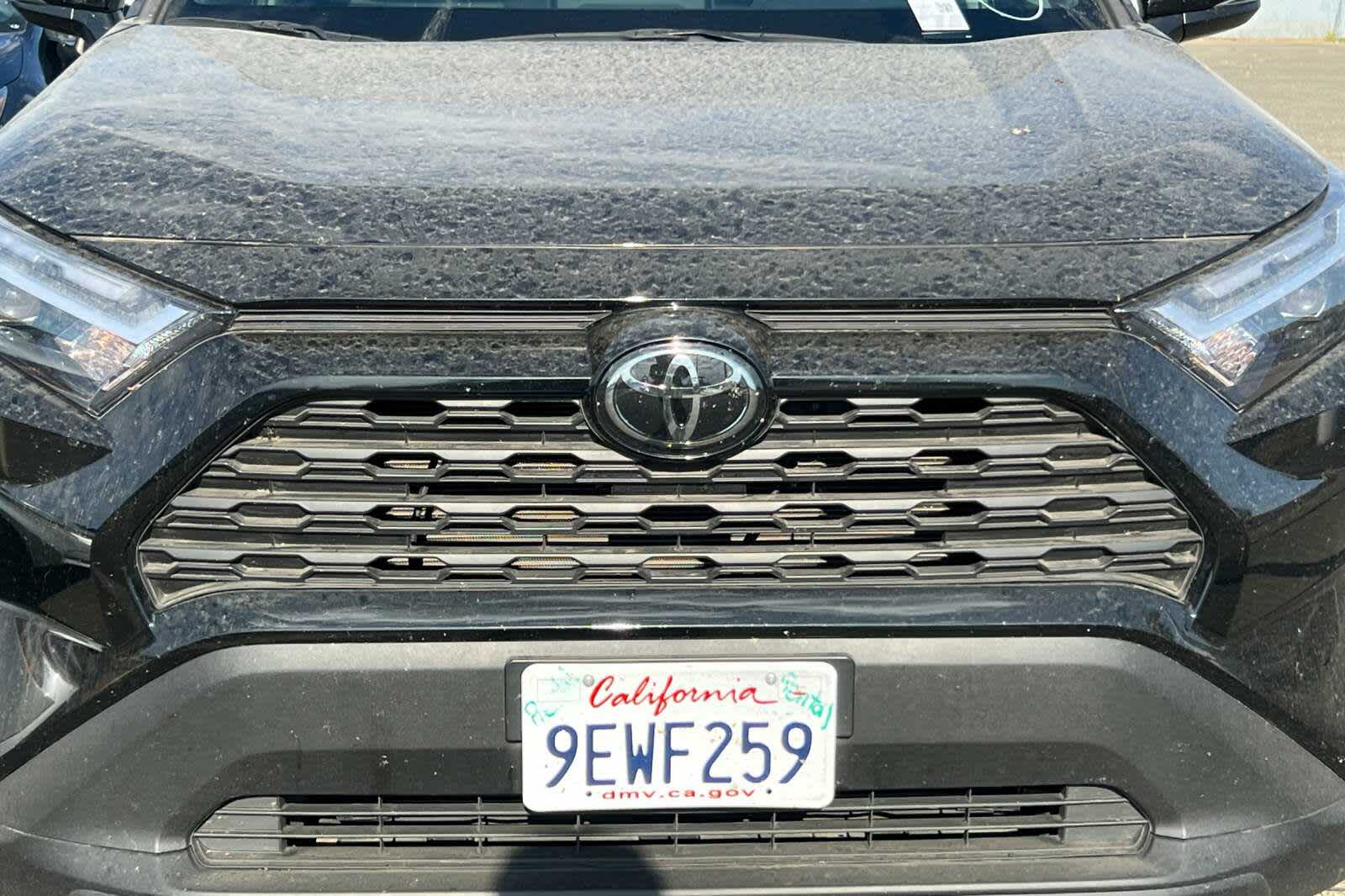 Thumbnail: 2023 Toyota RAV4 - 8