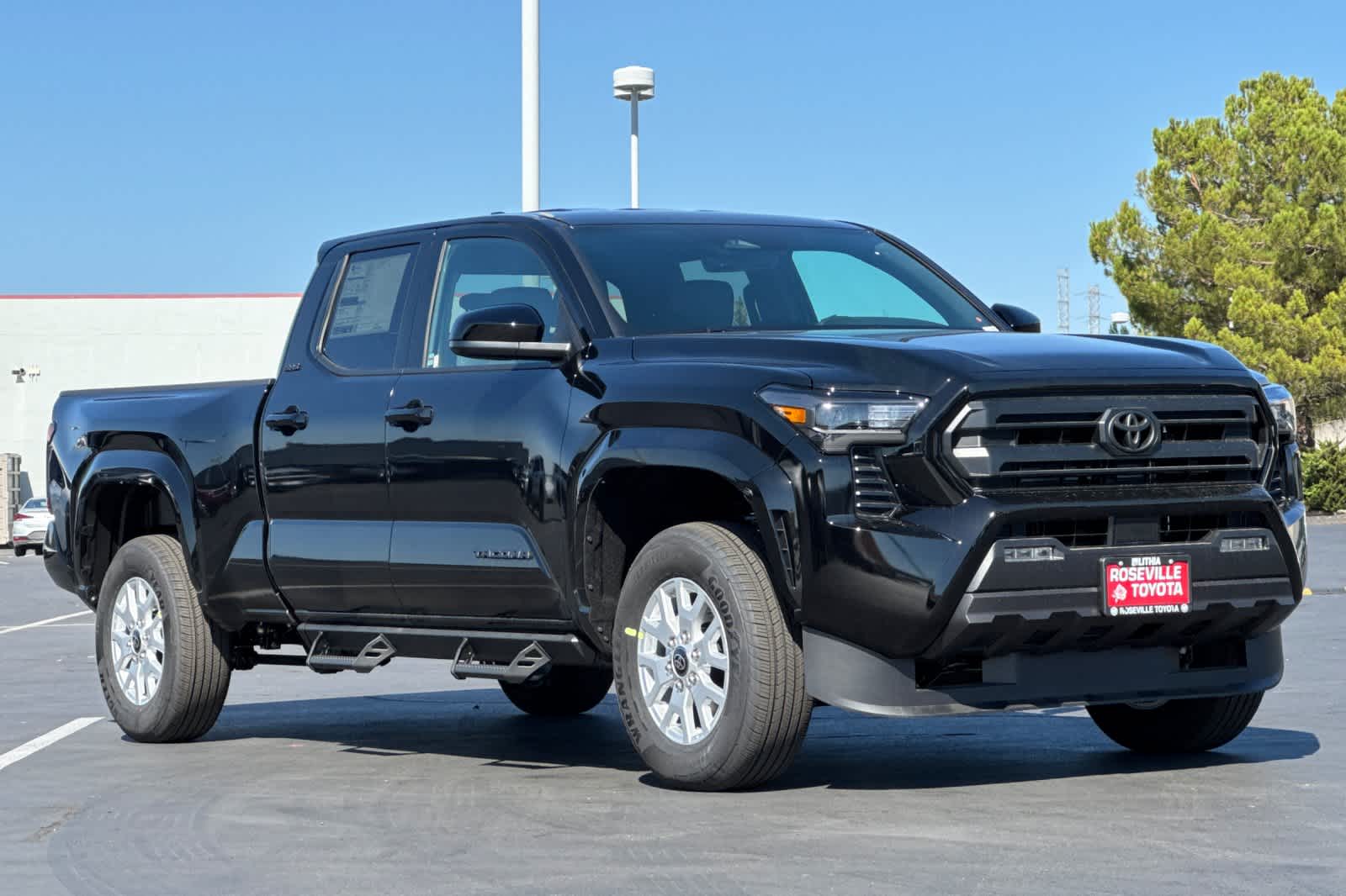 Thumbnail: 2025 Toyota Tacoma - 9