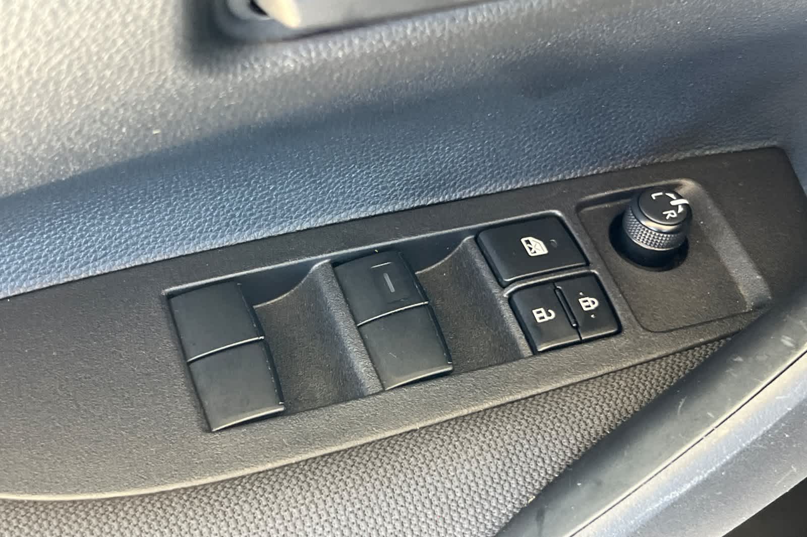 Thumbnail: 2025 Toyota Corolla - 13