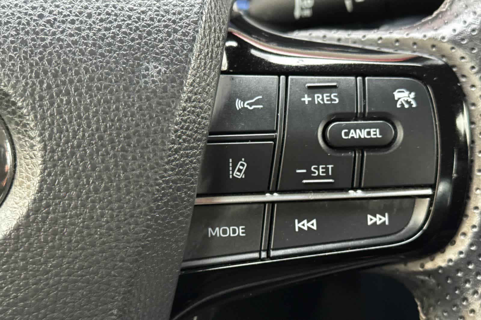 Thumbnail: 2021 Toyota Mirai - 27