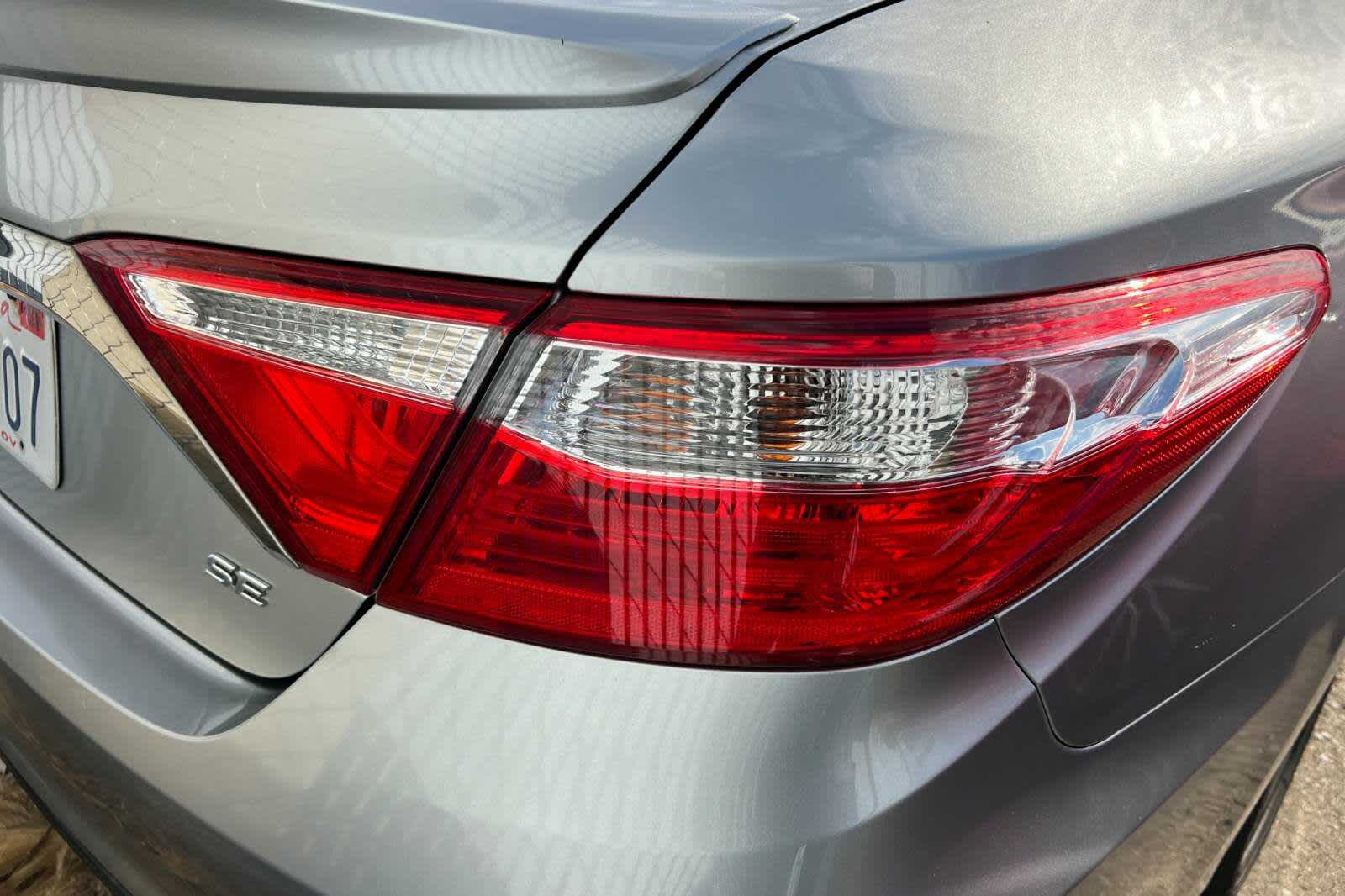 Thumbnail: 2015 Toyota Camry - 15