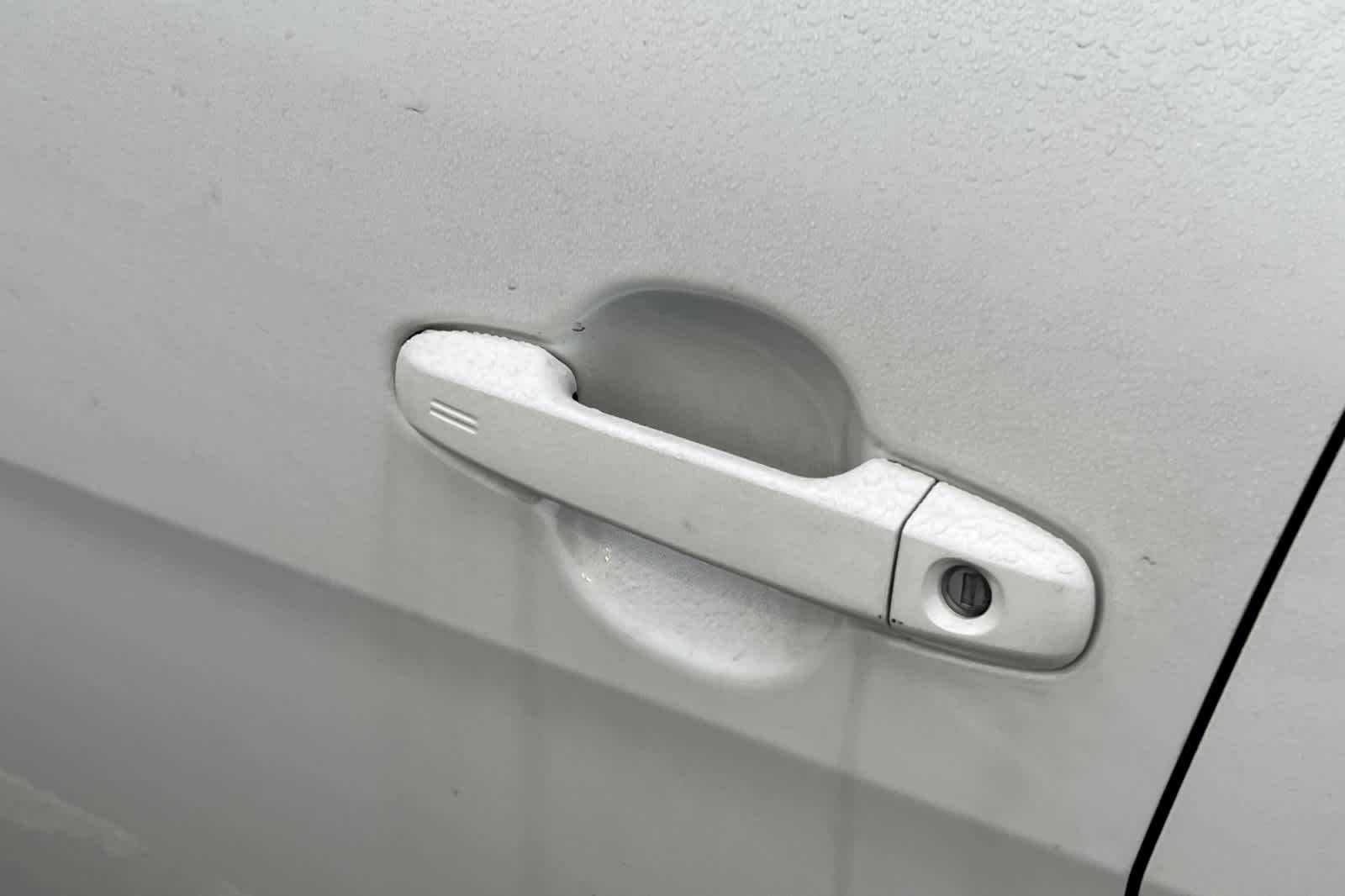 Thumbnail: 2018 Toyota Mirai - 19