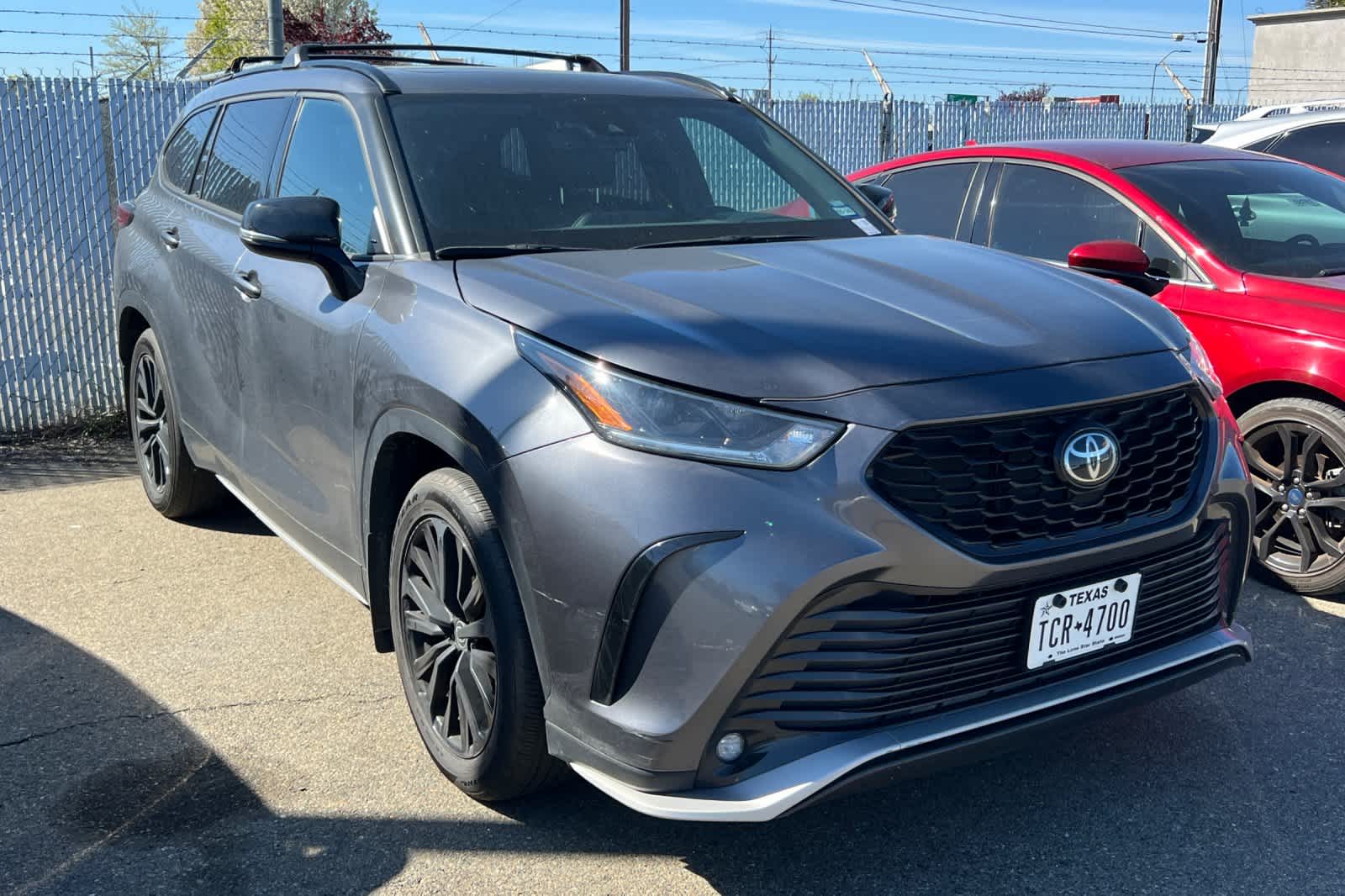 Thumbnail: 2023 Toyota Highlander - 3