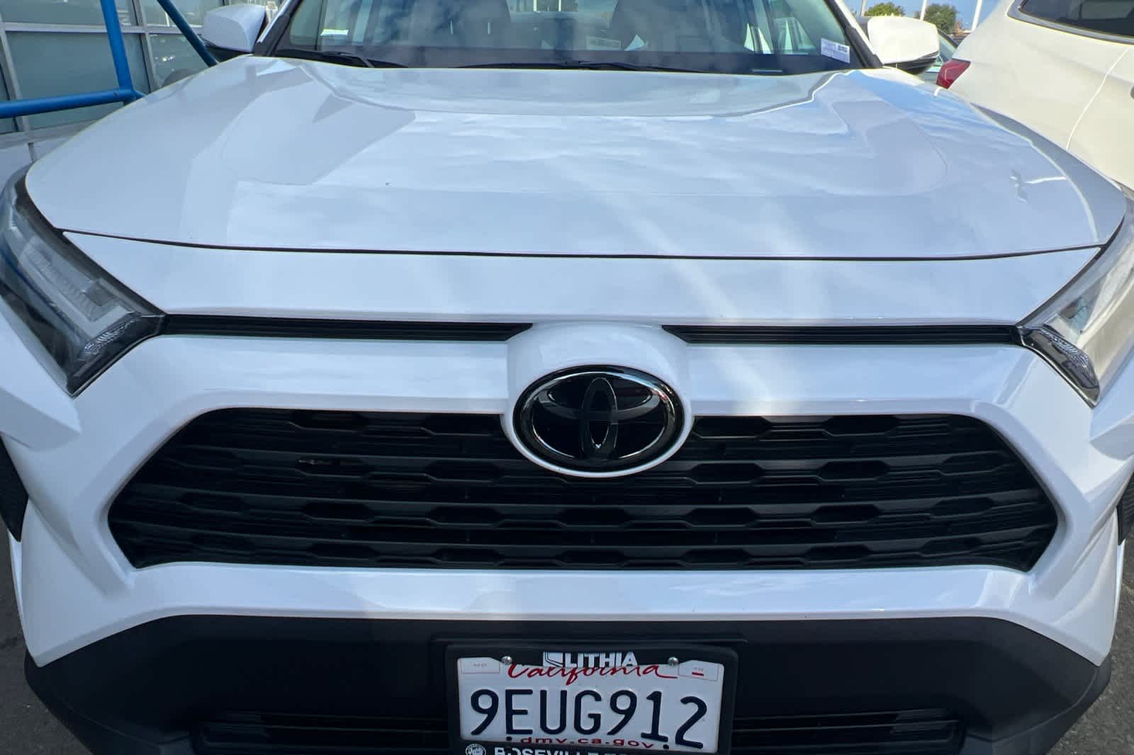 Thumbnail: 2022 Toyota RAV4 - 12