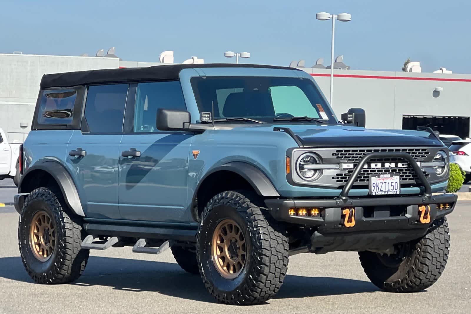 Thumbnail: 2021 Ford Bronco - 5