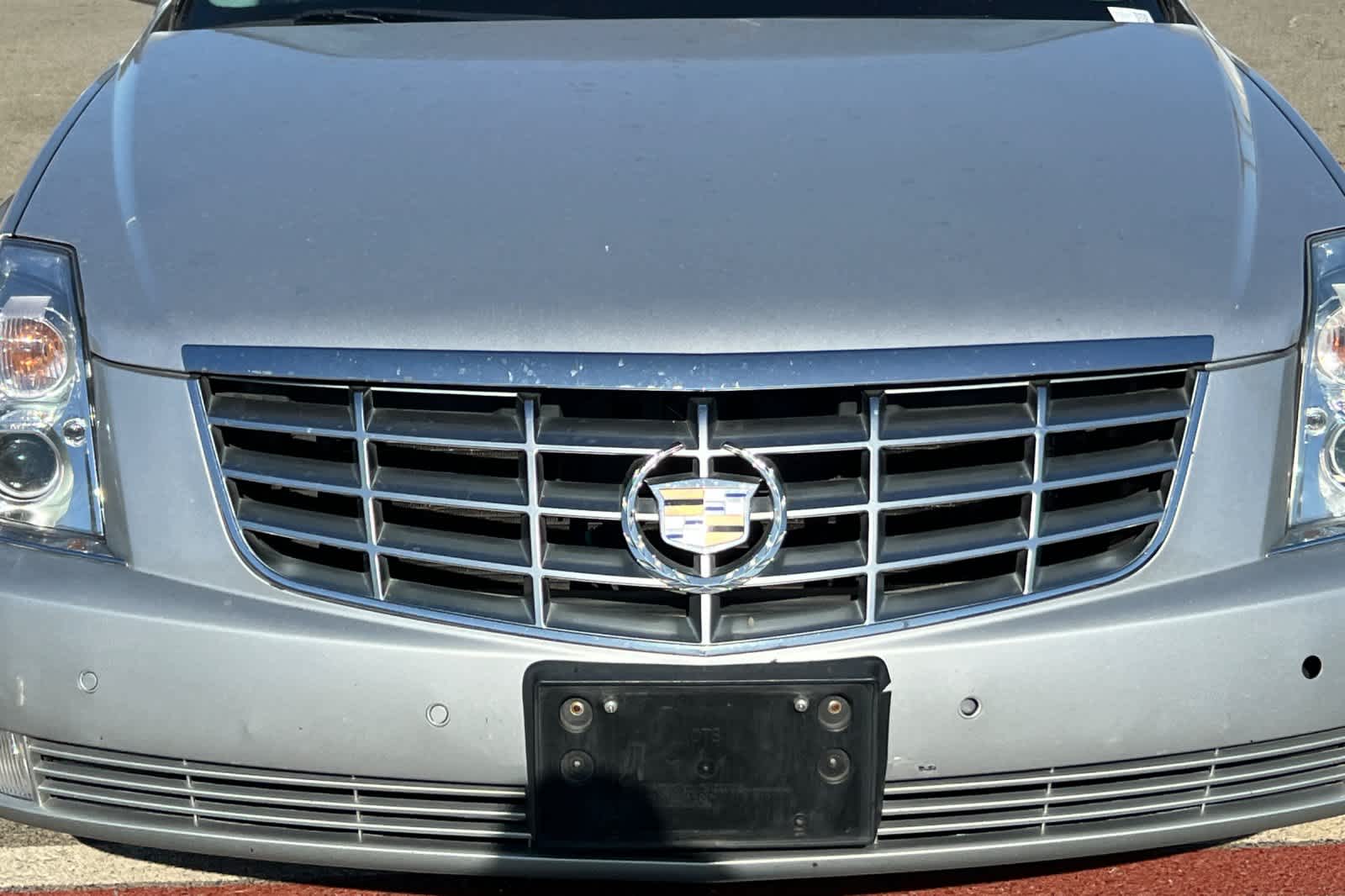 2009 Cadillac DTS  9
