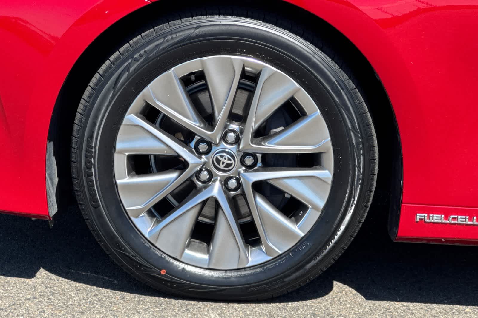 Thumbnail: 2021 Toyota Mirai - 31