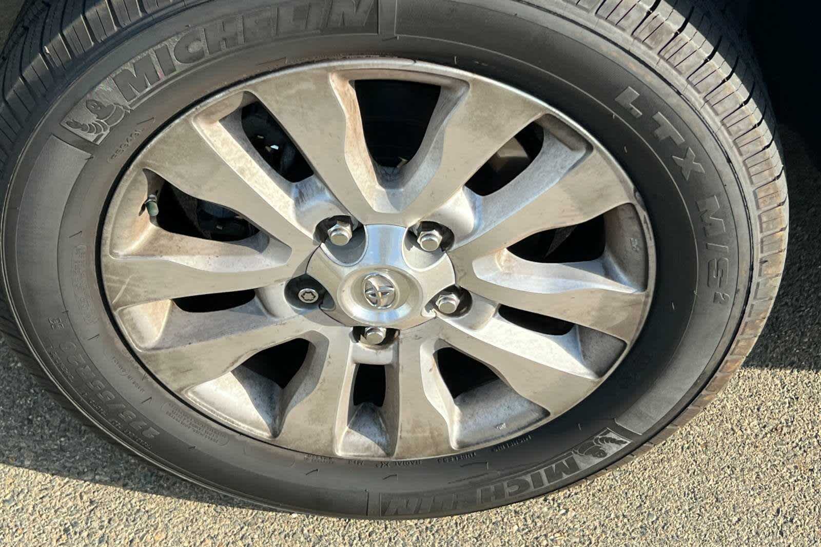 Thumbnail: 2017 Toyota Sequoia - 14