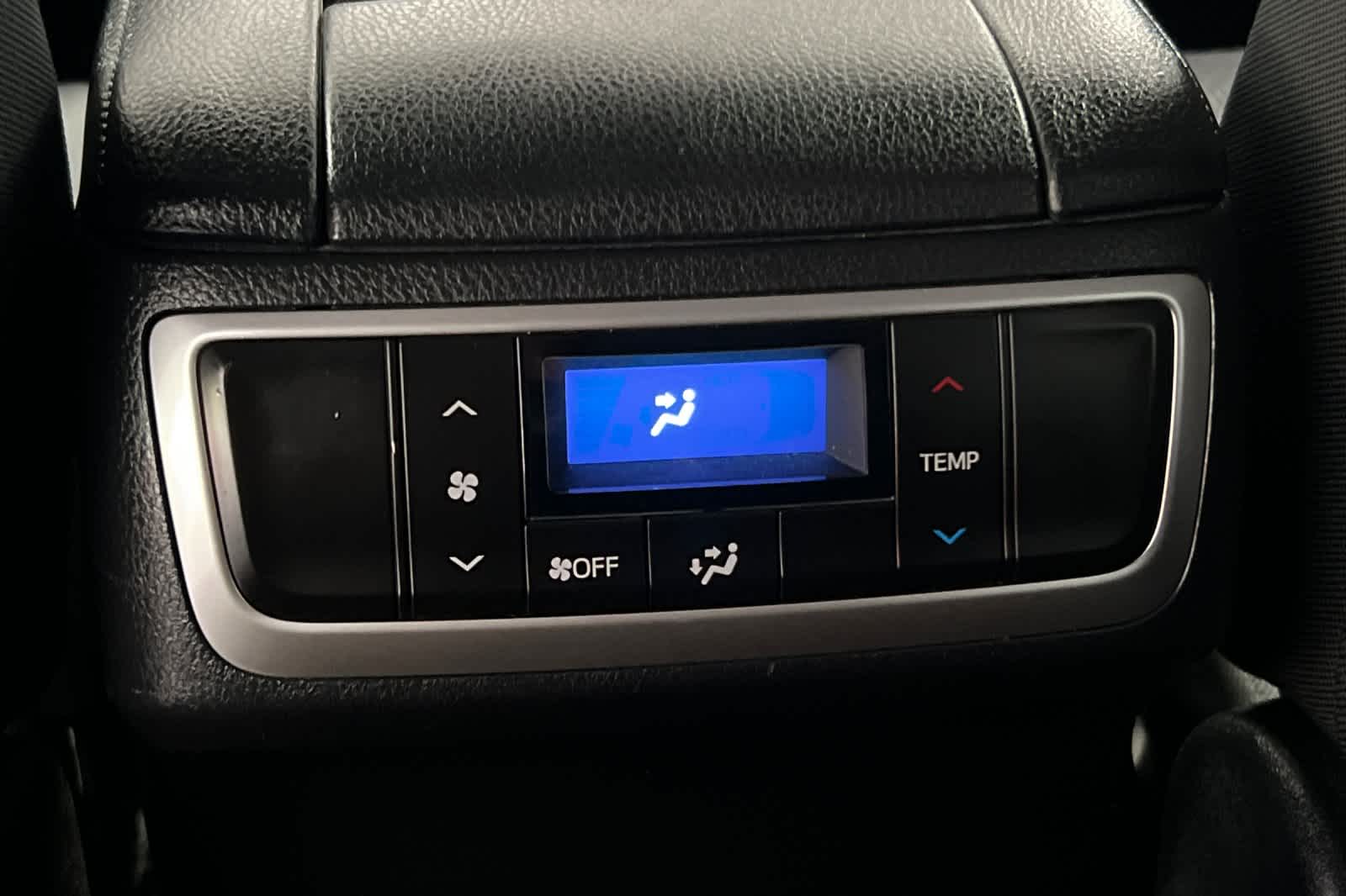 Thumbnail: 2018 Toyota Highlander - 14