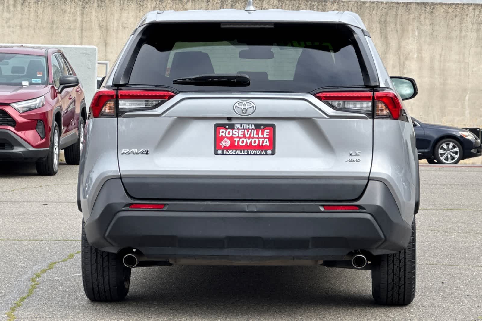 Thumbnail: 2024 Toyota RAV4 - 8