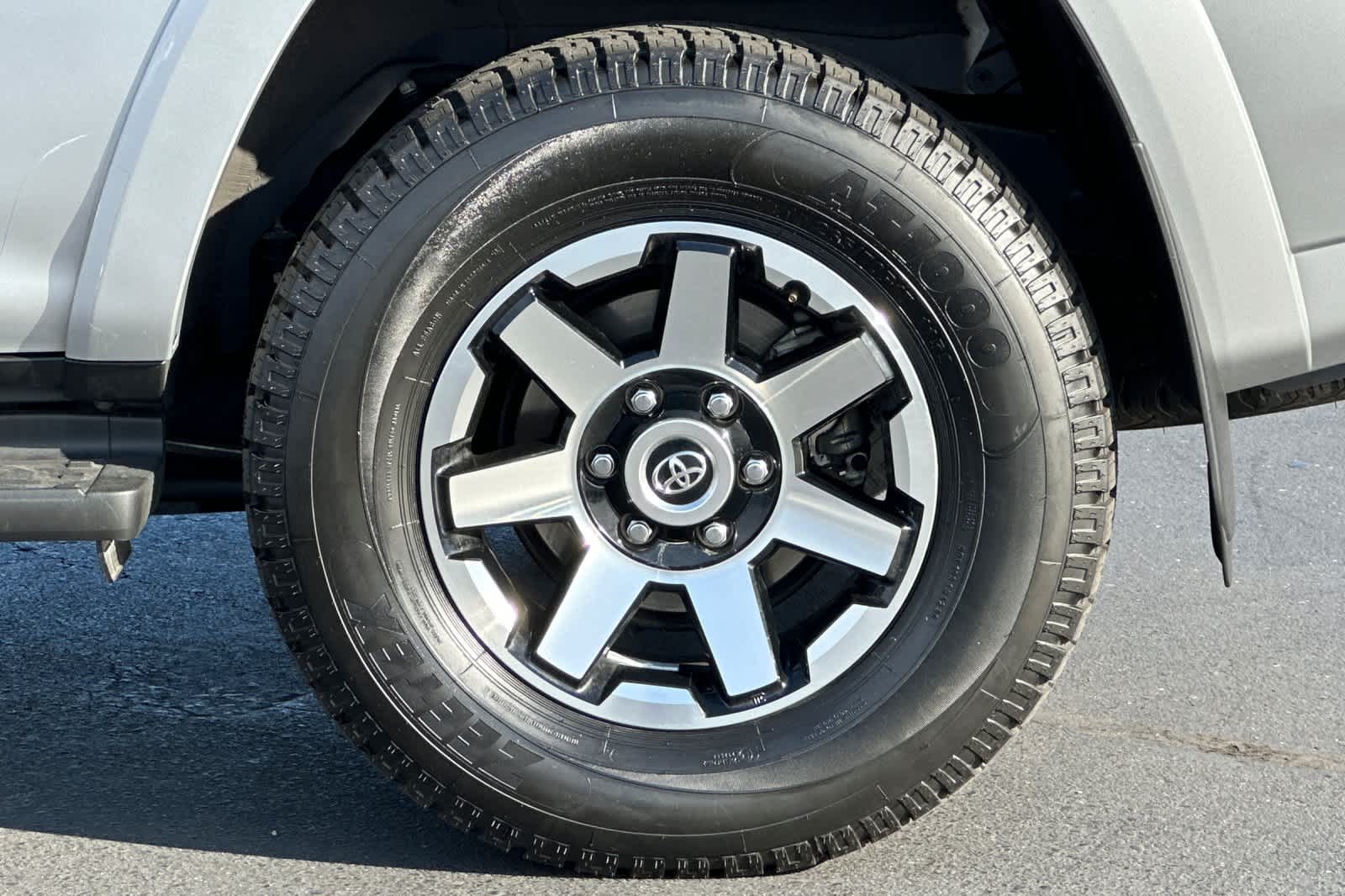 Thumbnail: 2024 Toyota 4Runner - 31