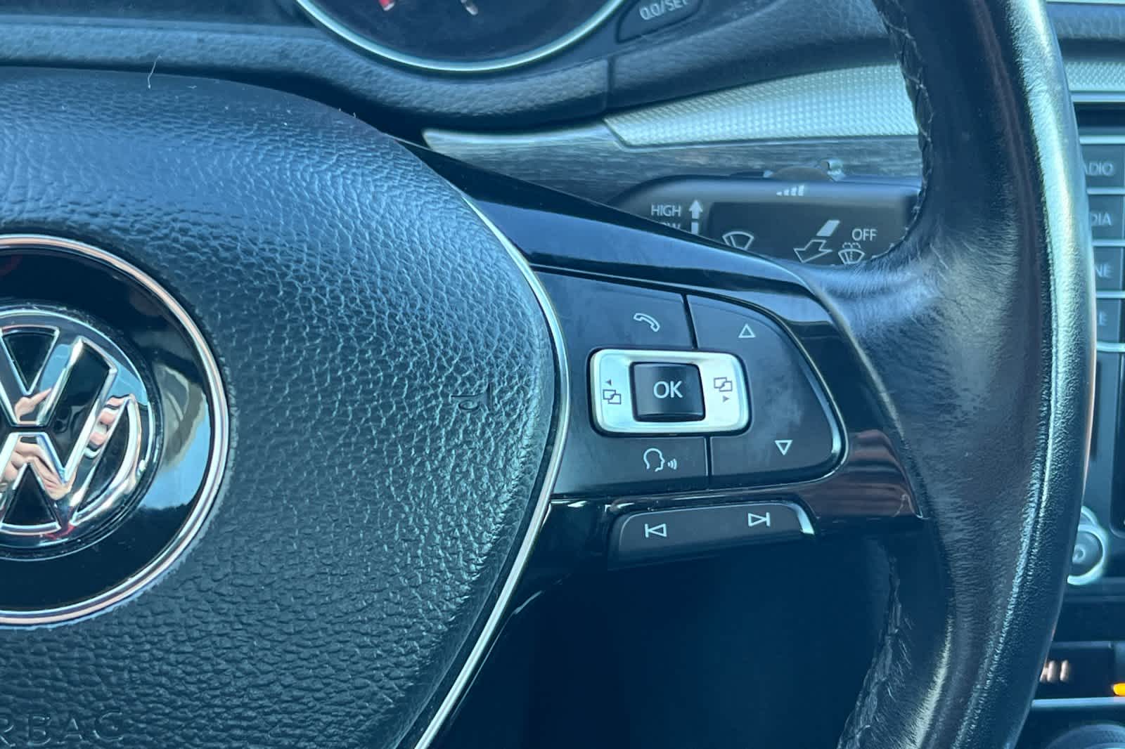 Thumbnail: 2018 Volkswagen Passat - 27