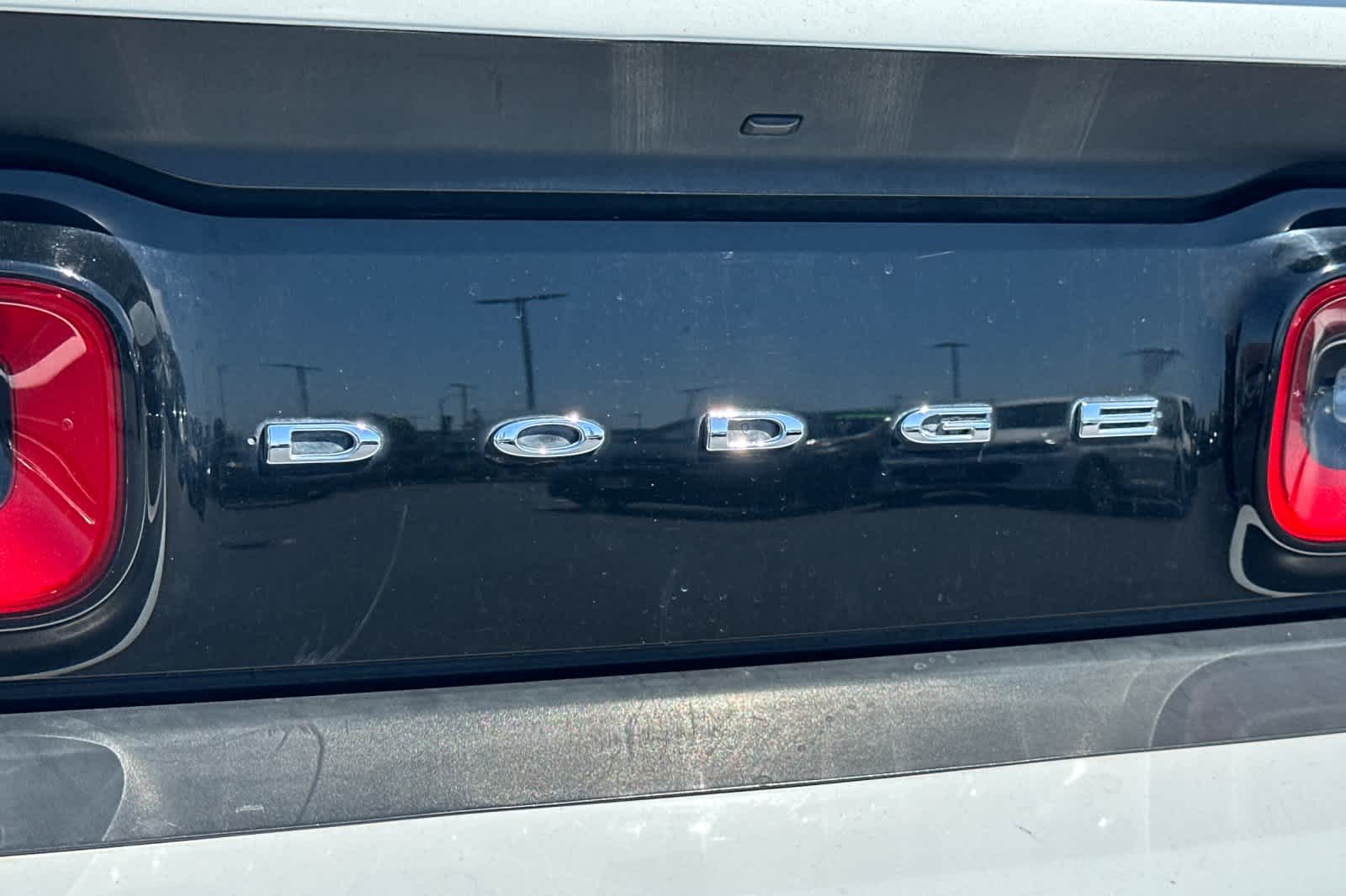 Thumbnail: 2015 Dodge Challenger - 30