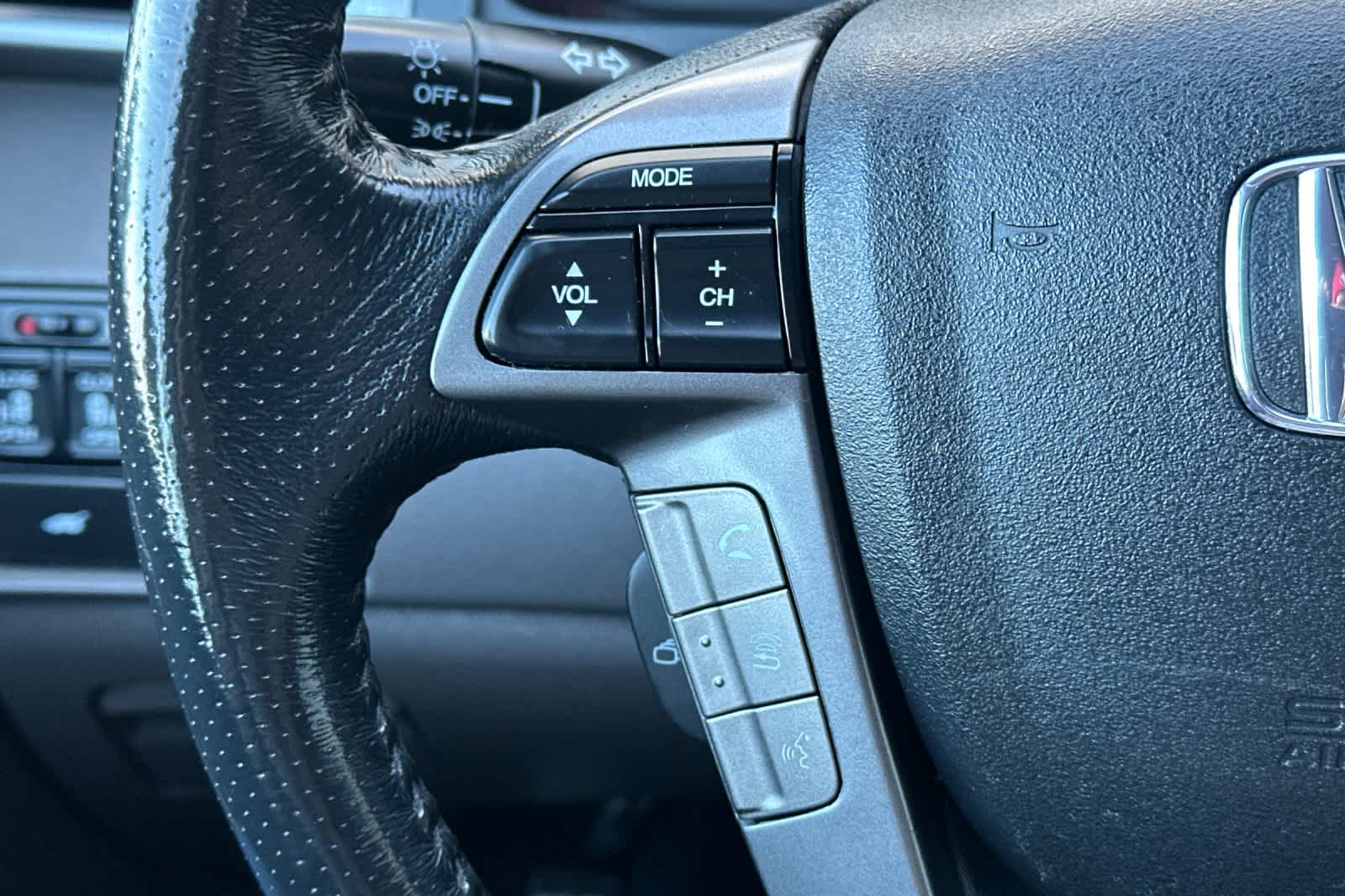 Thumbnail: 2014 Honda Odyssey - 27