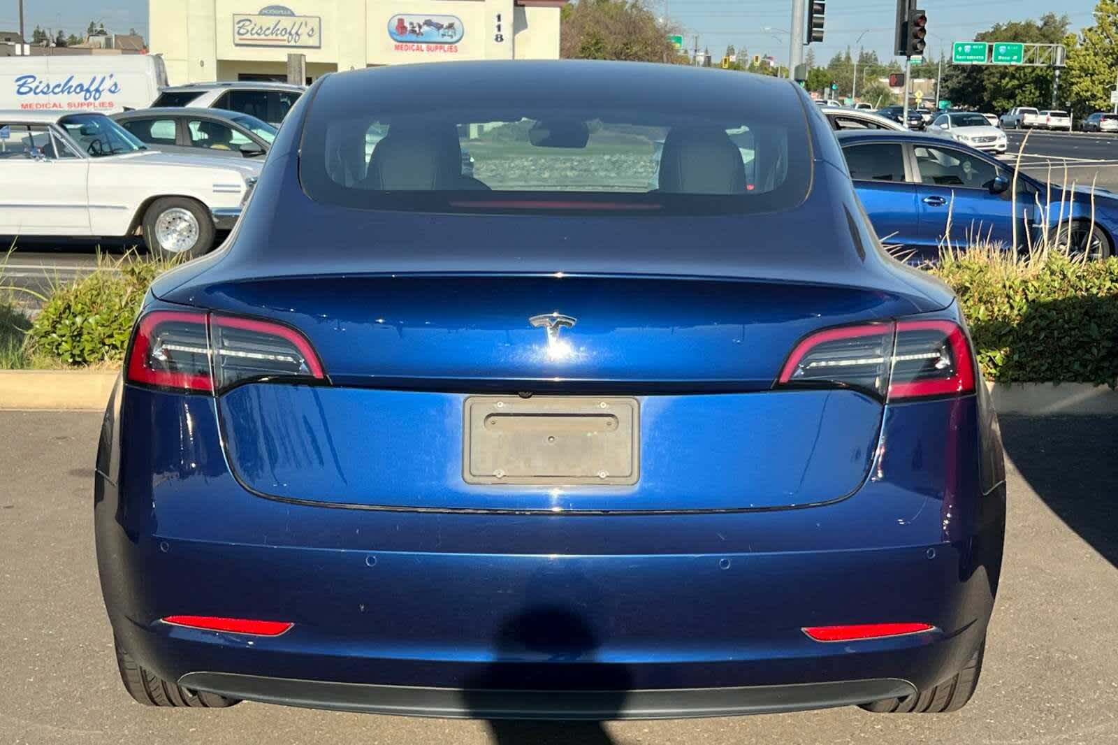 Thumbnail: 2021 Tesla Model 3 - 5