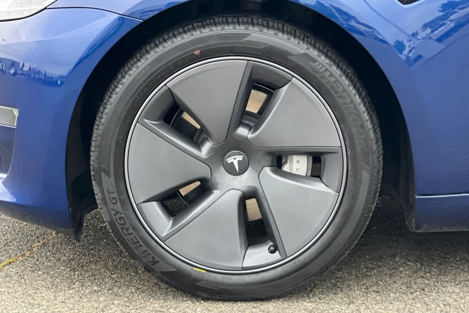 Thumbnail: 2023 Tesla Model 3 - 28