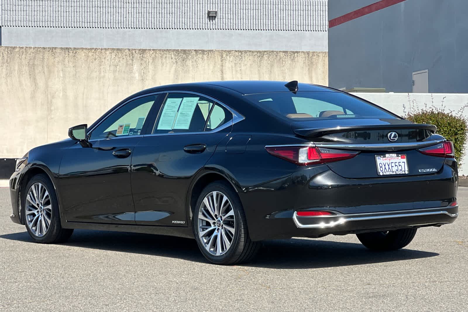 Thumbnail: 2020 Lexus ES - 7