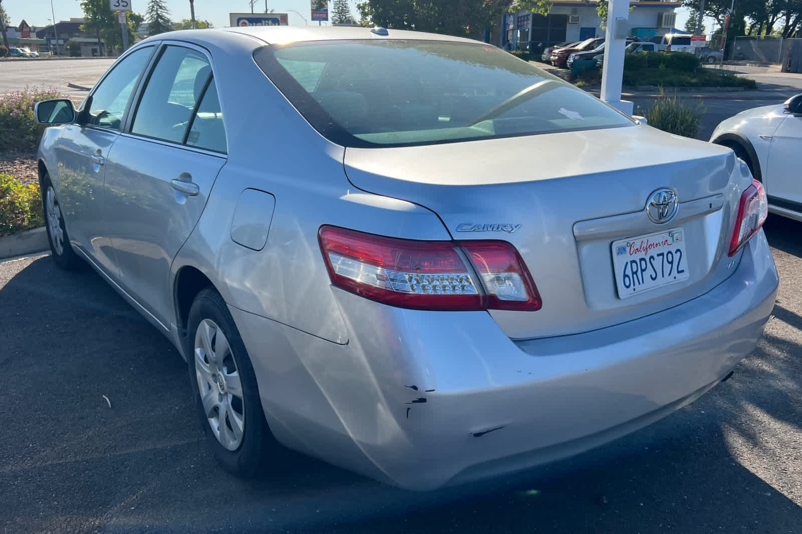 Thumbnail: 2011 Toyota Camry - 4