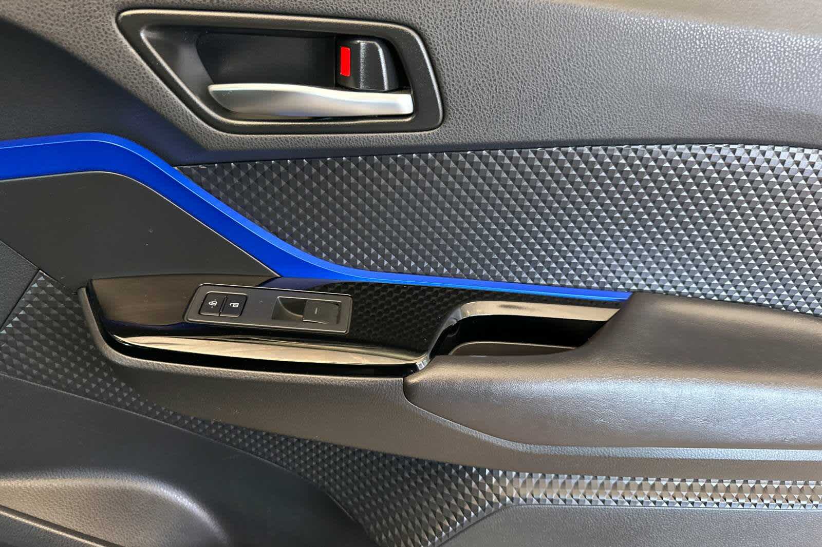 Thumbnail: 2020 Toyota C-HR - 18