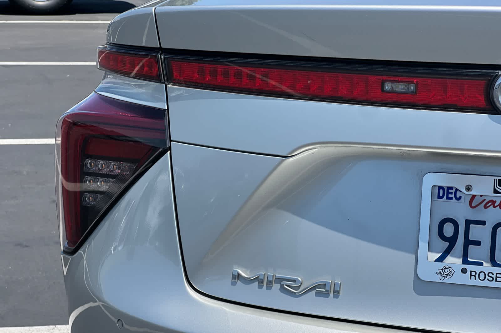 Thumbnail: 2017 Toyota Mirai - 29