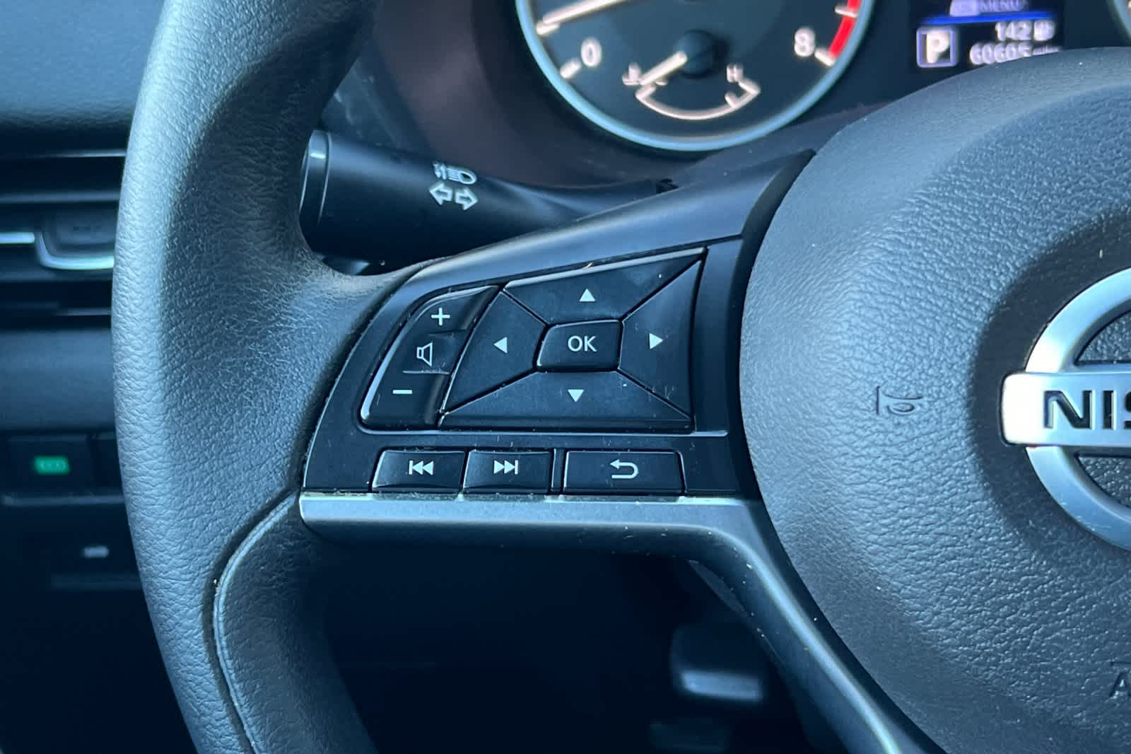 Thumbnail: 2020 Nissan Sentra - 23