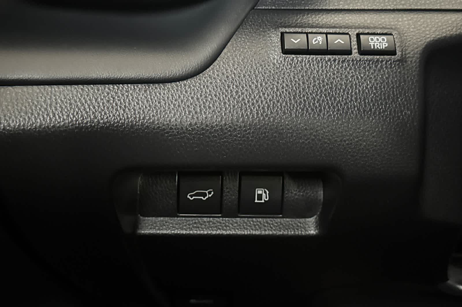 Thumbnail: 2025 Toyota Crown Signia - 31