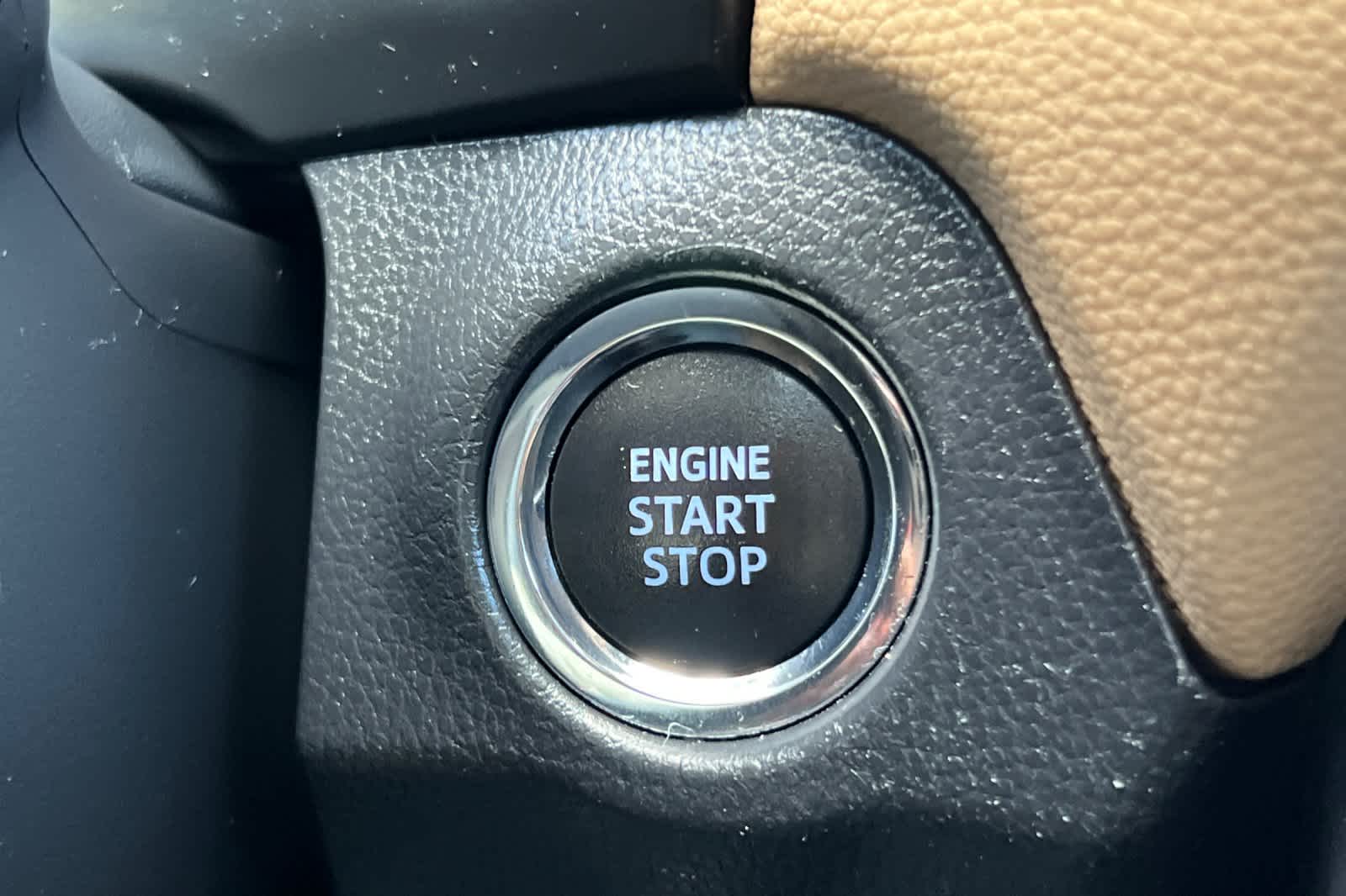 Thumbnail: 2021 Toyota RAV4 - 26