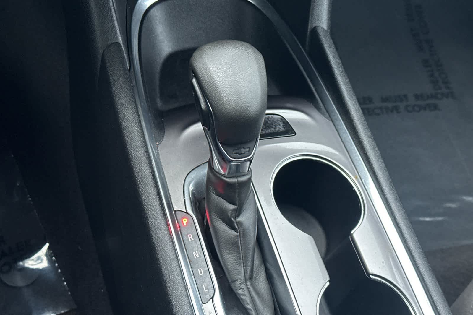 Thumbnail: 2021 Chevrolet Malibu - 22