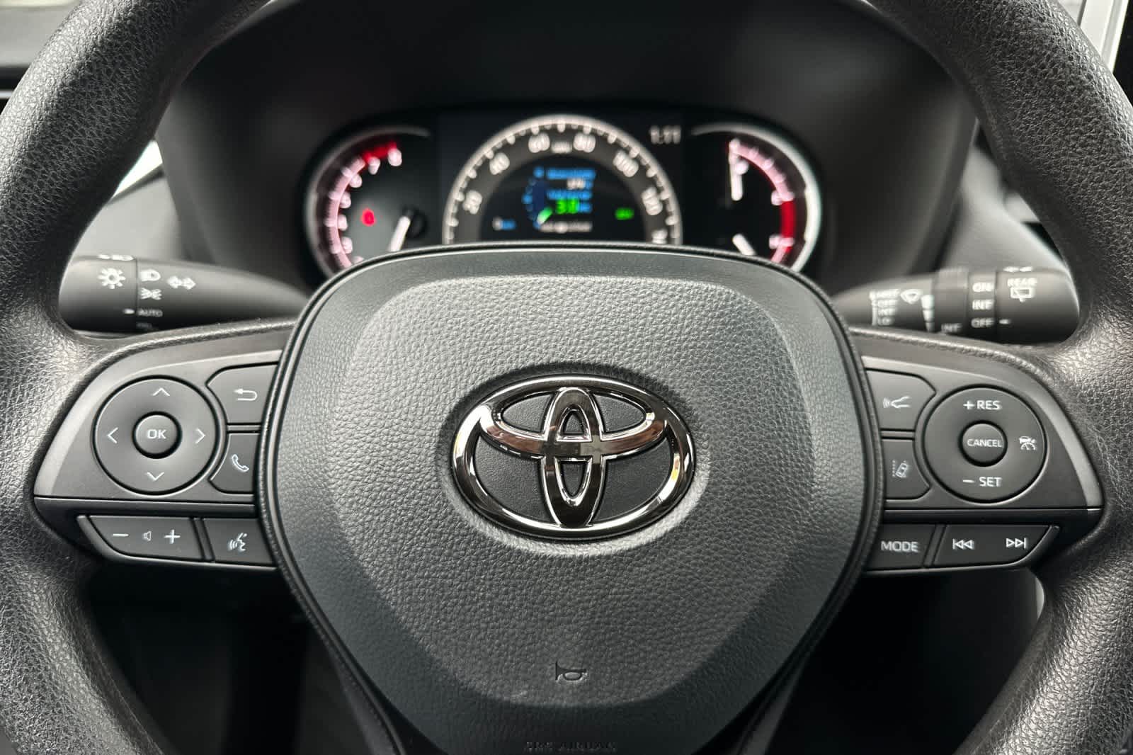 Thumbnail: 2025 Toyota RAV4 - 25