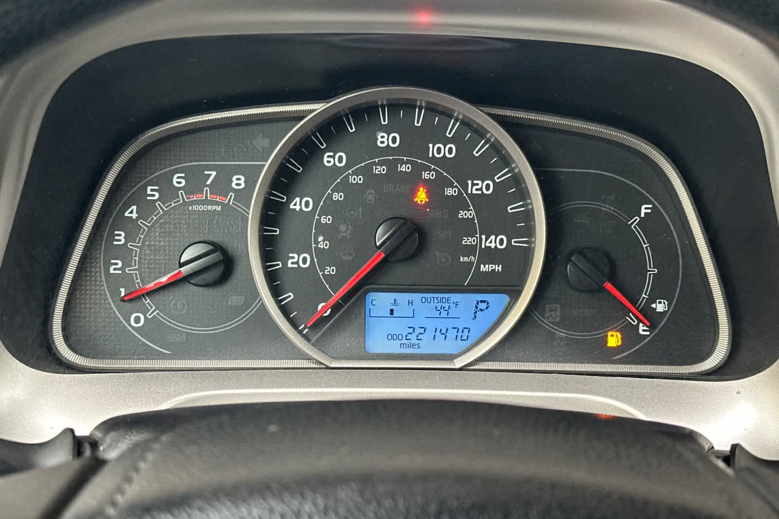 Thumbnail: 2013 Toyota RAV4 - 26