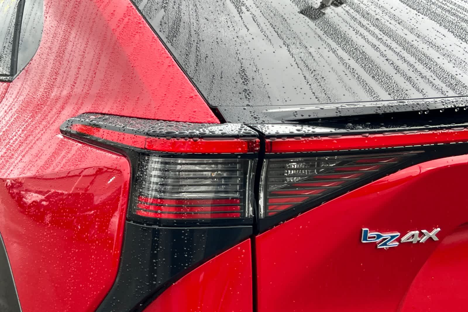 Thumbnail: 2023 Toyota bZ4X - 15